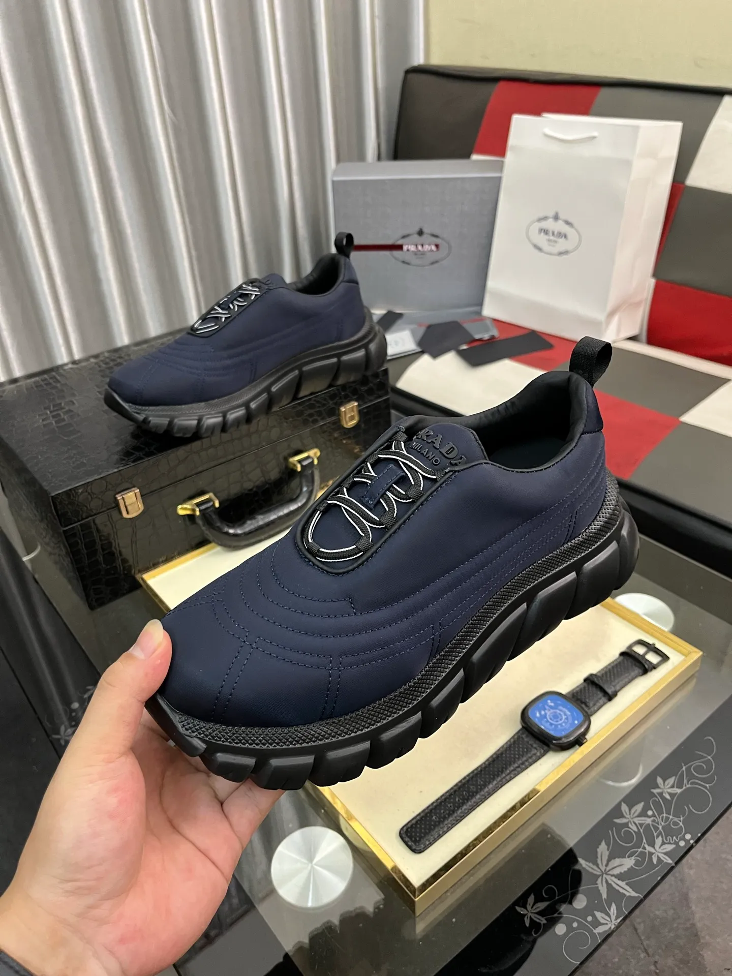Men's shoes 💰560⌚️⌚️【PRADA】Prada - high-end quality original order 🔍🔍🔍 casual sports shoes - Upper: imported 🔝 Napa calfskin, pebbled calfskin, branded epoxy hollow mesh canvas, shoe body sewn with branded metal fasteners - Lining: water-dyed cowhide - Outsole: ultra-light TPU foam rubber; two-color molded outsole -Ultra-high quality control, fine workmanship, highlighting (high-end, nobility, class) -Size: 38-445️⃣colors available